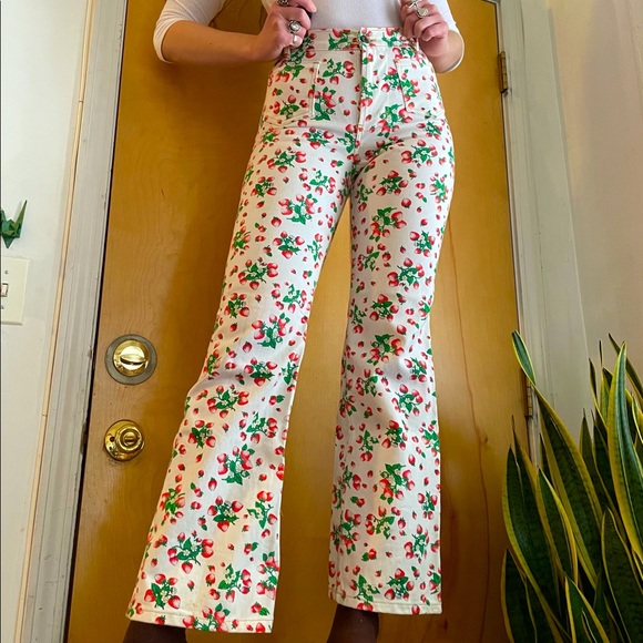 SOLD Solstice Intimates Strawberry Print Vtg Style Jean - Picture 4 of 7